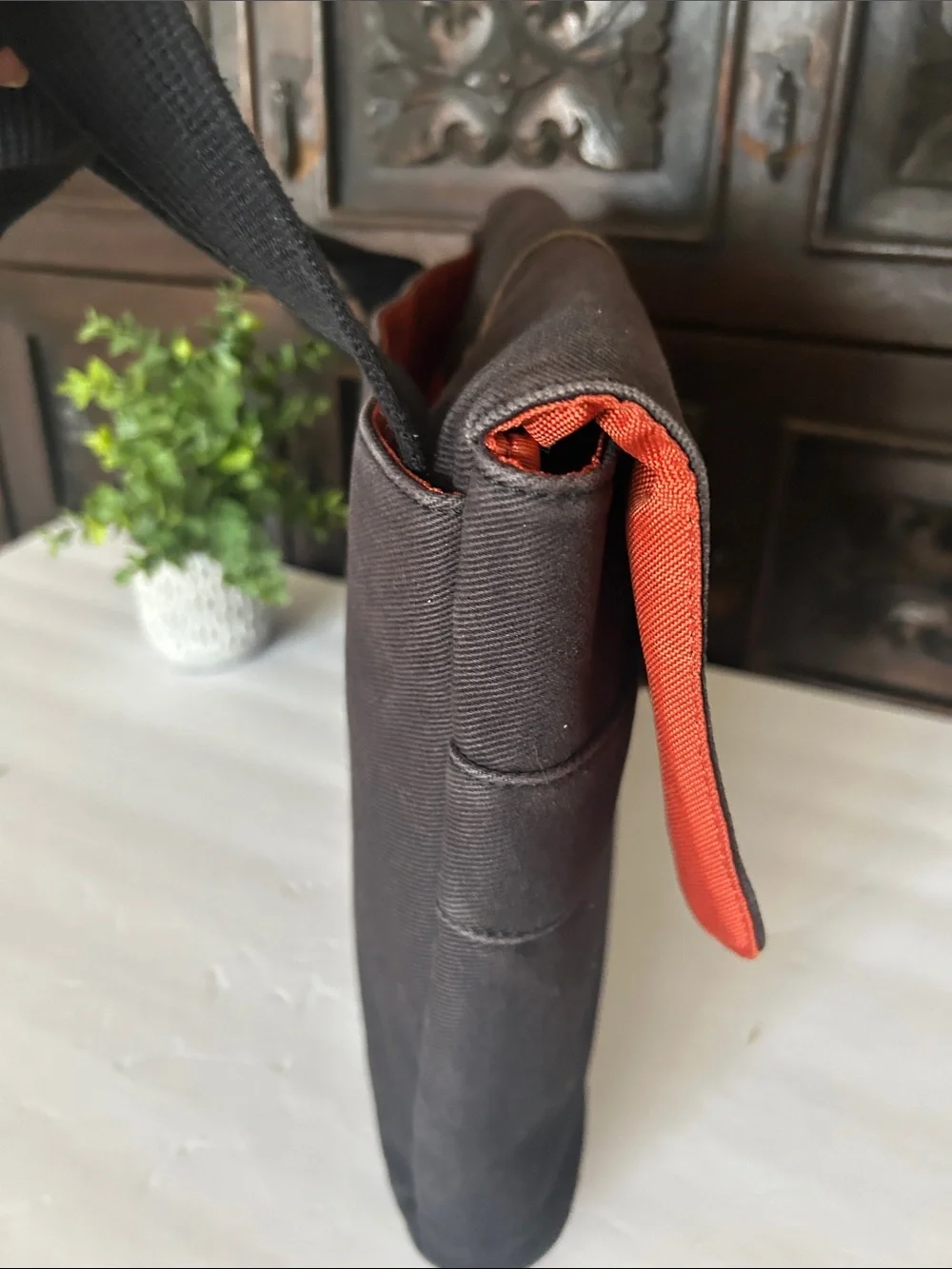 Knomo classic brown
